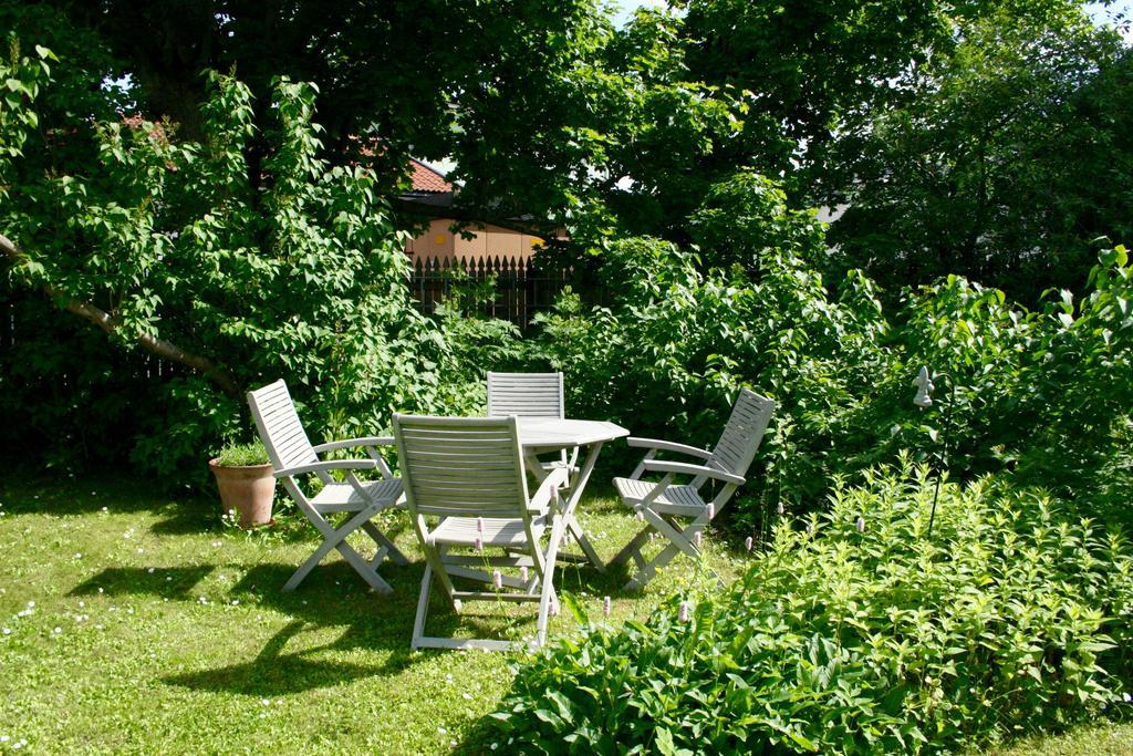 Uddens Bed & Breakfast Bed and Breakfast Öregrund Buitenkant foto